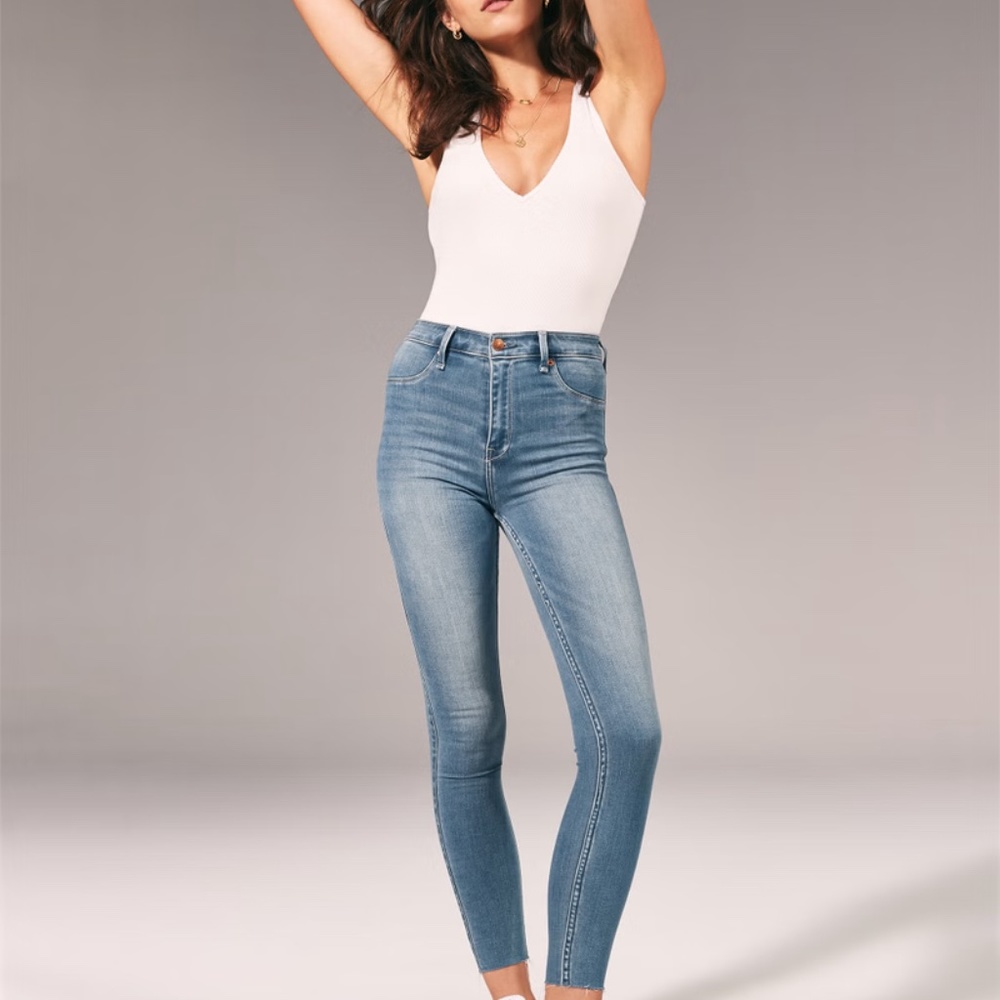 High Rise Jean Legging in size 24